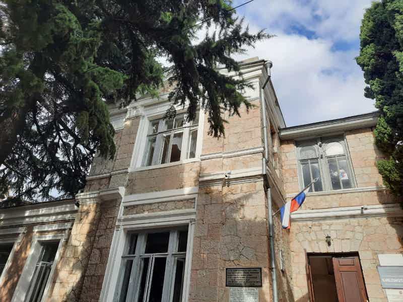 Индивидуальная пешеходная экскурсия по Алуште «Листая страницы истории» - фото 4