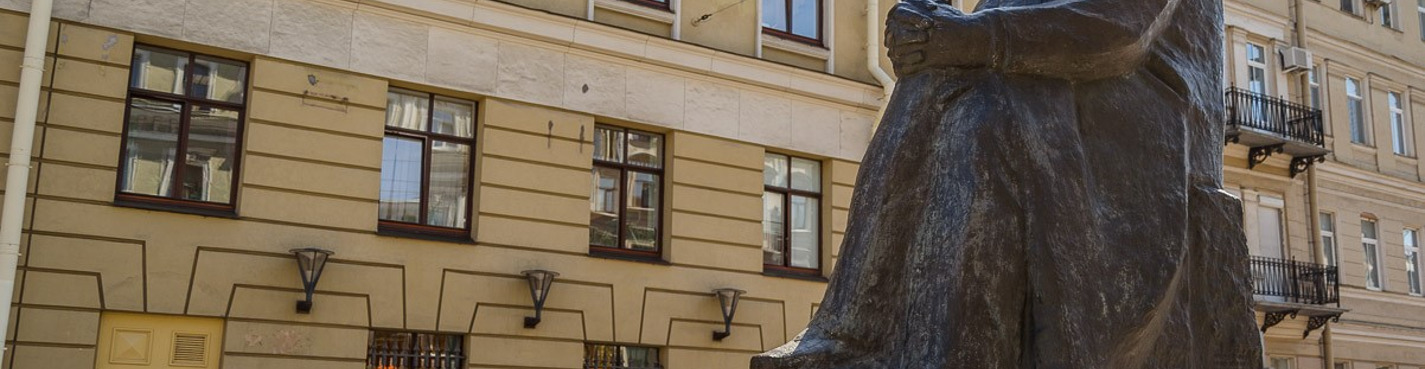 Петербург Достоевского с членом Союза писателей