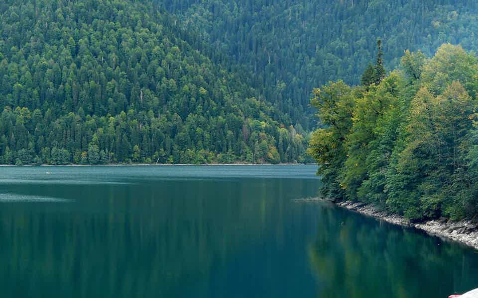 Озеро Рица — жемчужина Абхазии - фото 6