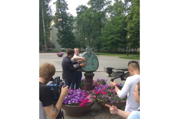 Фото к экскурсии "Прогулка в темноте по центру Санкт-Петербурга". (10+)
