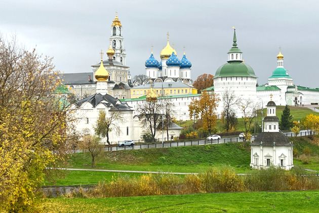Сергиев Посад: игрушечная и православная столица