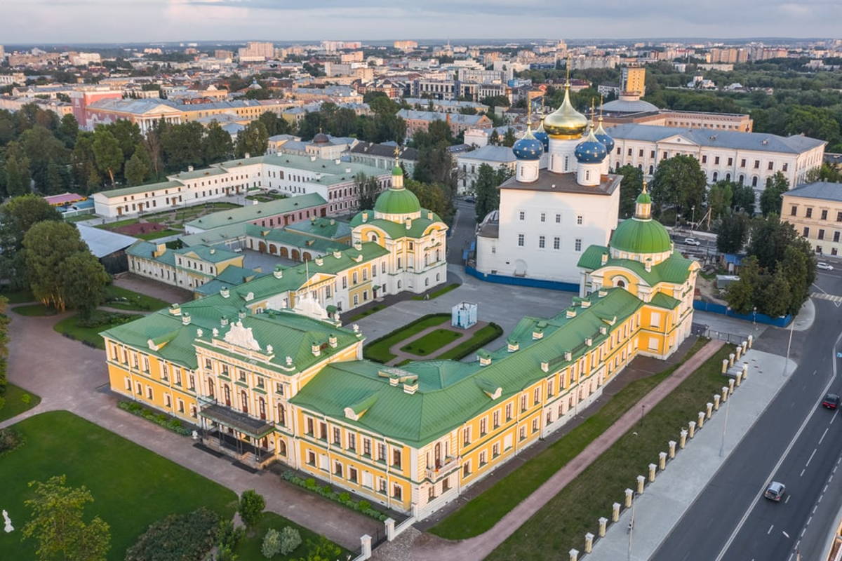 Императорский путевой дворец