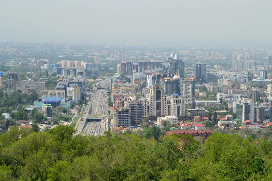 Обзорная экскурсия по центру Алматы в мини-группе - фото 2