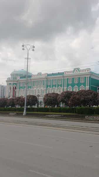 Индивидуальная обзорная экскурсия по Екатеринбургу на автомобиле - фото 5