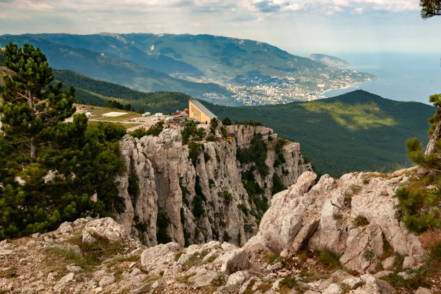 Виды Гора Ай-Петри и Большой каньон Крыма