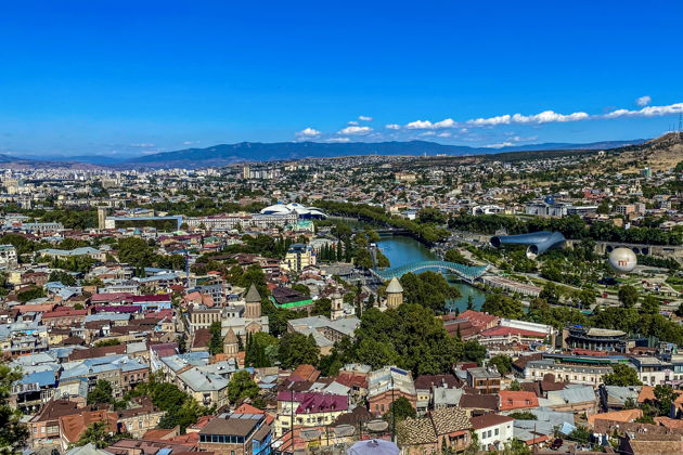 Виды Пешеходная экскурсия по Тбилиси: дегустация вин, канатная дорога и посещение пекарни