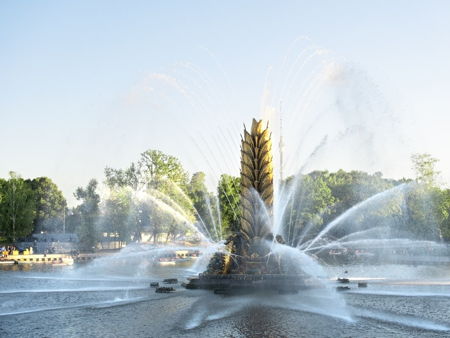 Фонтан Золотой Колос