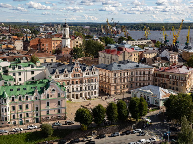 Пешеходная экскурсия по историческому центру Выборга