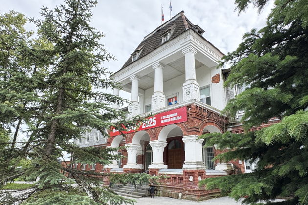 Виды Музей хрусталя им. Мальцовых: к мастерам хрустальных дел в Гусь-Хрустальный