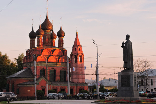 Огни небольшого города: вечерняя экскурсия по Ярославлю