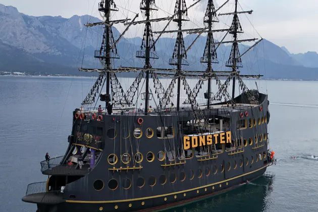 Круиз на пиратской яхте Gonster утром или на закате — фото 2