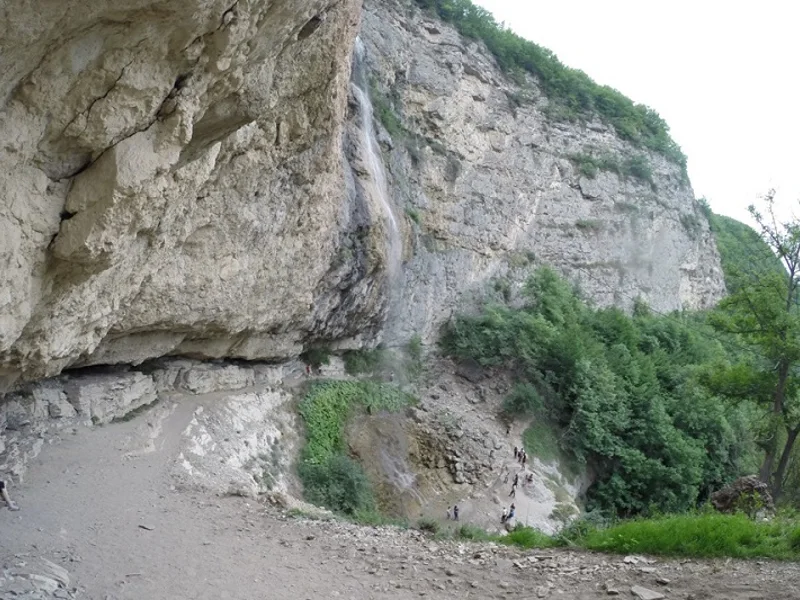 К водопаду Афурджа и горе Бешбармаг — фото 2, Баку | Покатаем