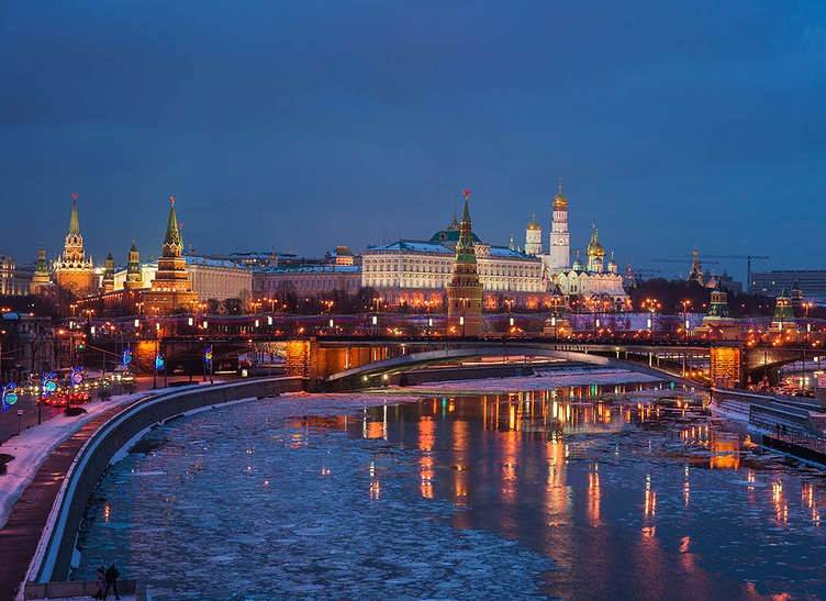 Круиз на теплоходе Барс в Международный женский день