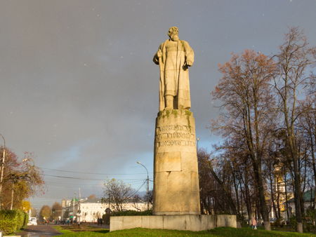 Памятник Ивану Сусанину