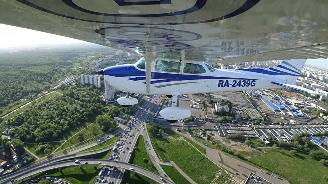 Полет над Петергофом на самолете - фото 4