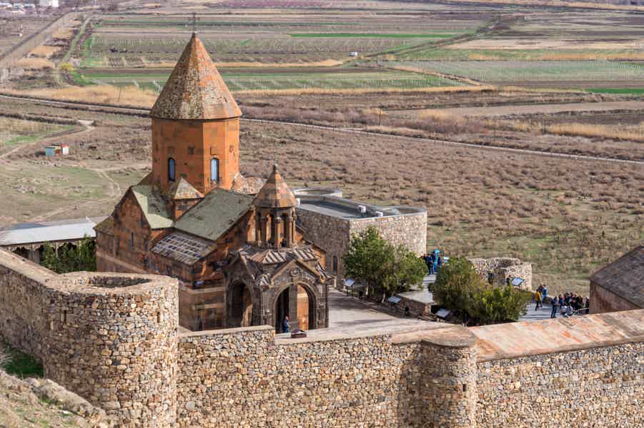 Монастырь Хор Вирап — вид на гору Арарат - фото 2