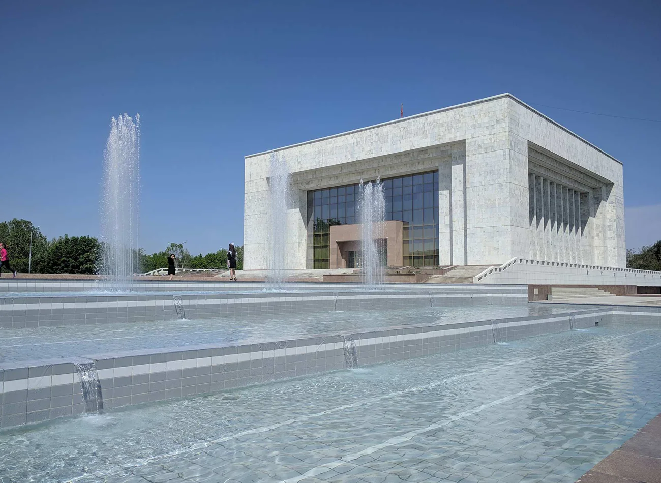 Sightseeing city tour of Bishkek — tour in Bishkek, Kyrgyzstan | Pokataem