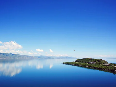 Знакомство с Арменией: озеро Севан и Дилижан