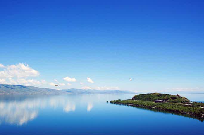 Знакомство с Арменией: озеро Севан и Дилижан