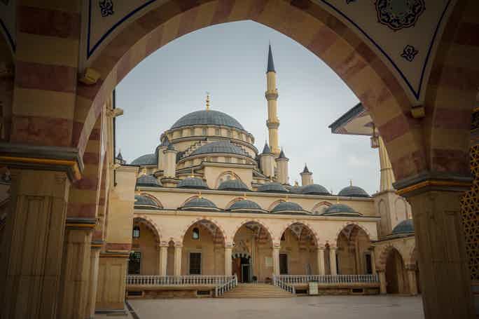 Четыре города и четыре мечети Чечни 