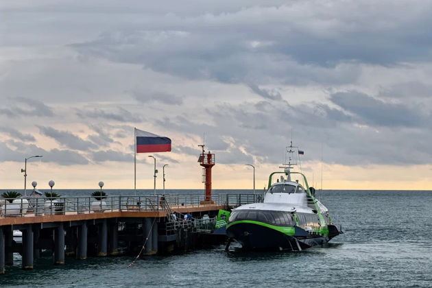 Фото к экскурсии Из Адлера в Сириус — по морю на «Комете»
