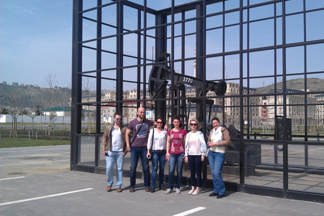 Виды Нефтяная история Баку