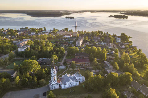 На ретропоезде из древнего Калязина в дивный Углич