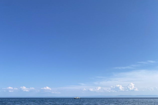 Виды Уникальный Байкал - поселок Большое Голоустное