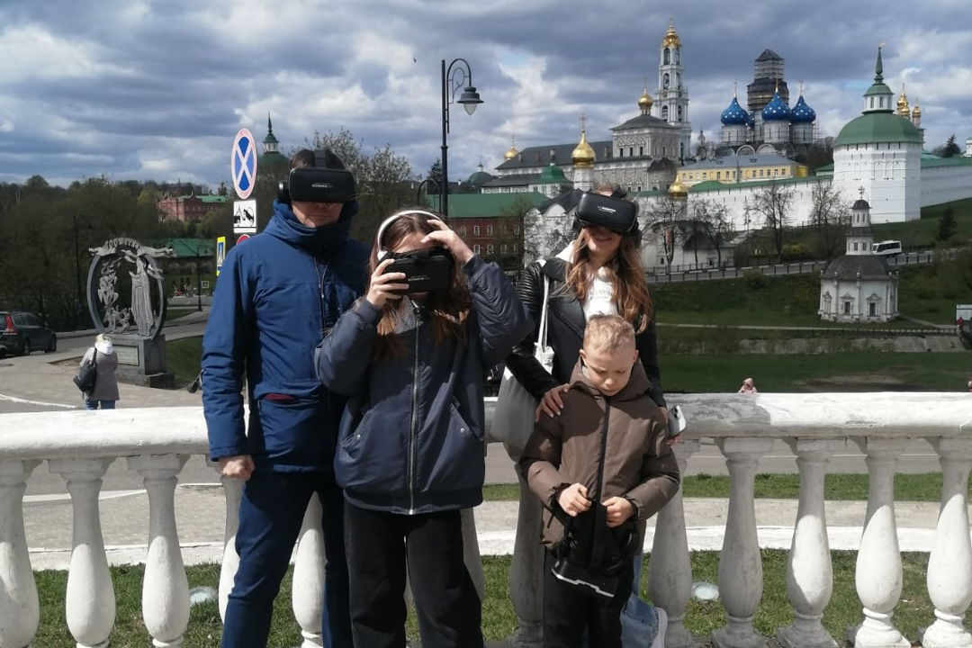 VR-экскурсия в прошлое Сергиева Посада — фото 3