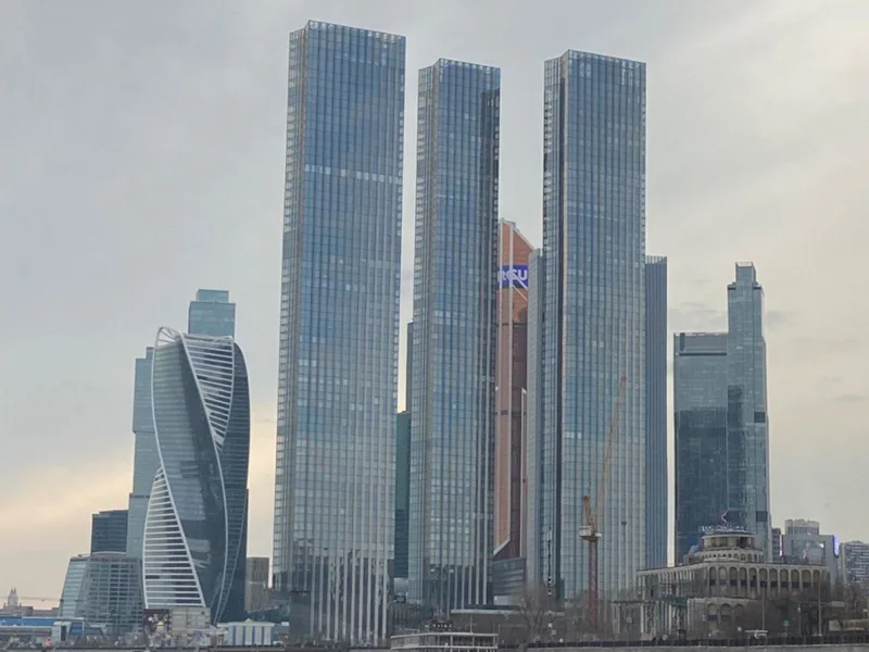 Роскошь, бизнес и ничего лишнего - прогулка по Москва-Сити. — фото 3, Москва | Покатаем
