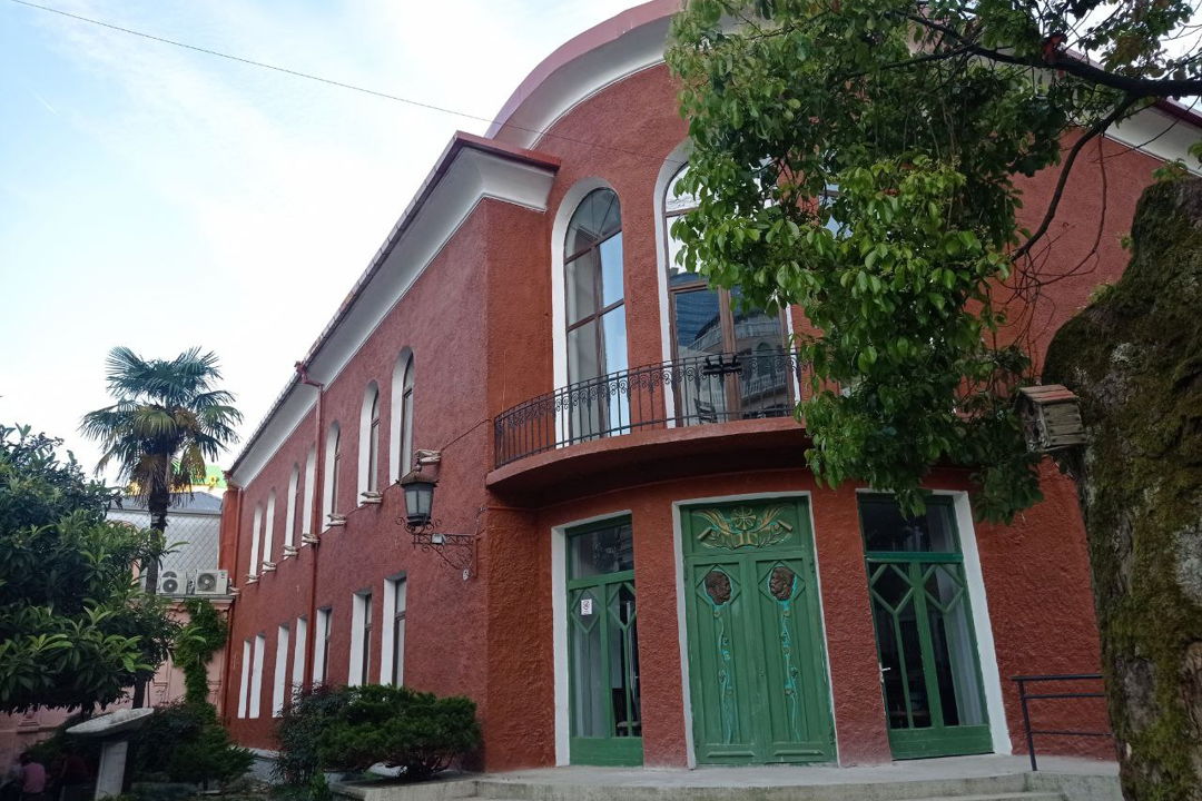 Красота и эклектика Батуми: индивидуальная прогулка по городу за 2,5 часа — фото 1