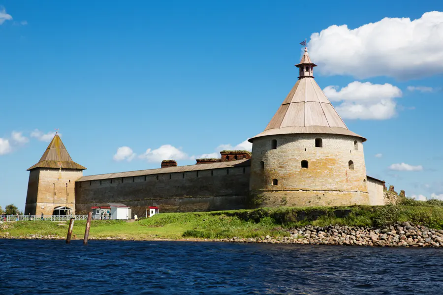 Автобусная экскурсия в Шлиссельбург (крепость Орешек) — фото 1