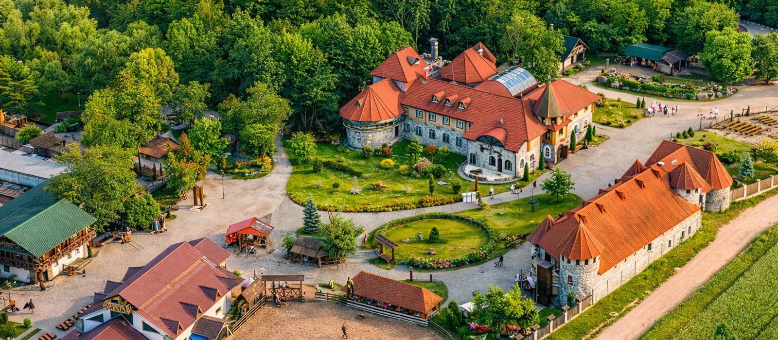 Трансфер из Гродно в Коробчицы и обратно. Комфортное путешествие в сердце белорусской культуры и истории — экскурсия, Гродно, Беларусь | Покатаем