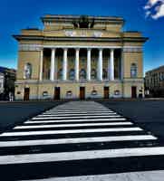 Экскурсия "Авторская обзорная экскурсия «Сияние вечернего Петербурга»" - фото отзыва 1