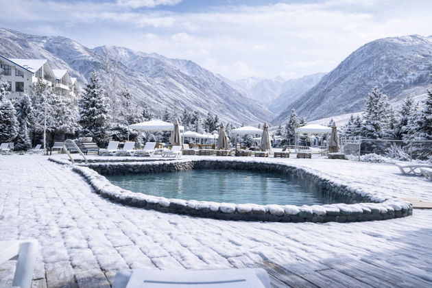 Покупка автомобиля в Кыргызстане + отдых в горах Тянь-Шаня