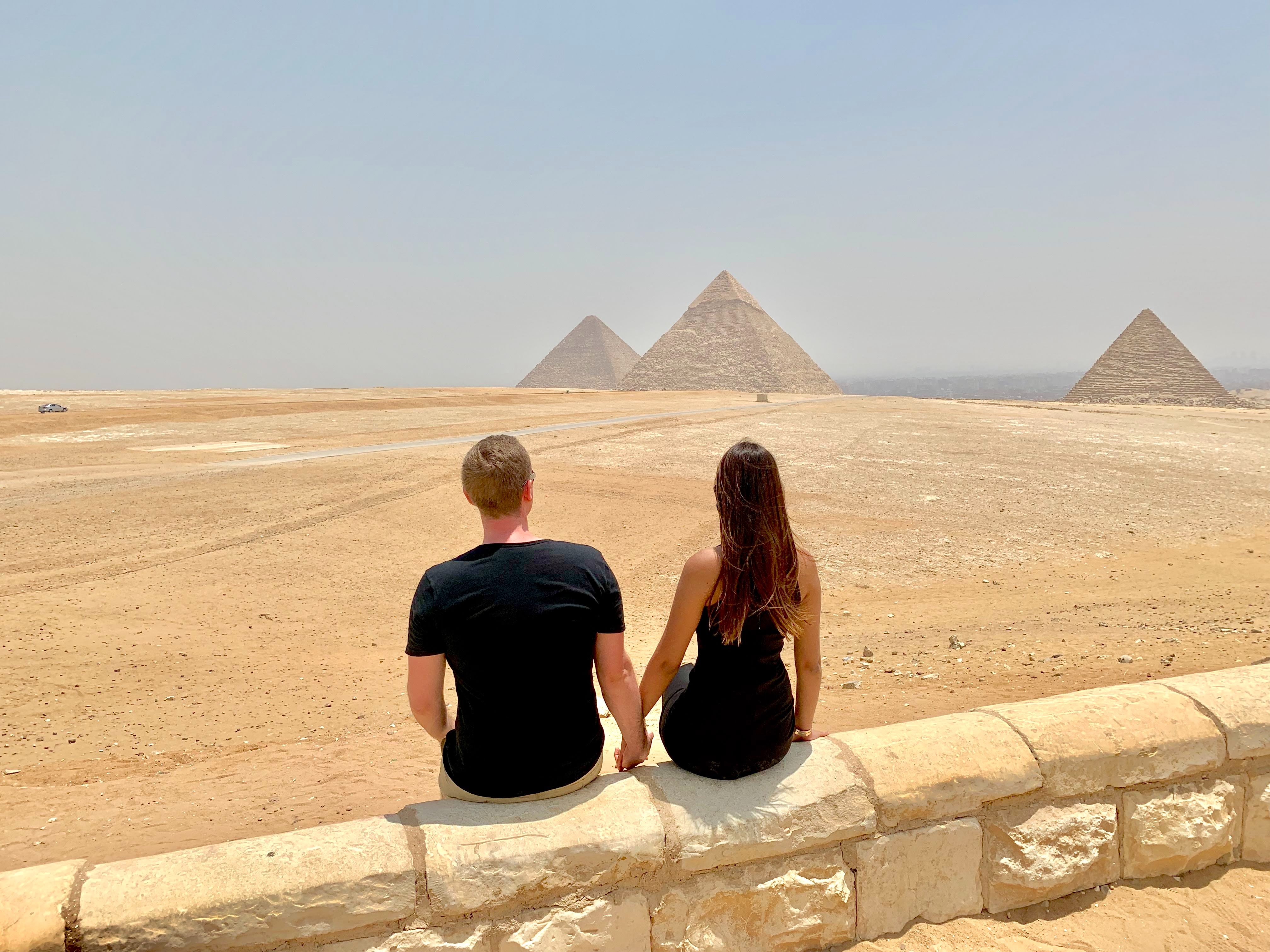 Египет на двоих стоимость. Египет Шарм-Эль-Шейх пирамиды. Экскурсия в Каир из Хургады. Экскурсия в Каир из Шарм Эль шейха. Каир пирамиды экскурсия.