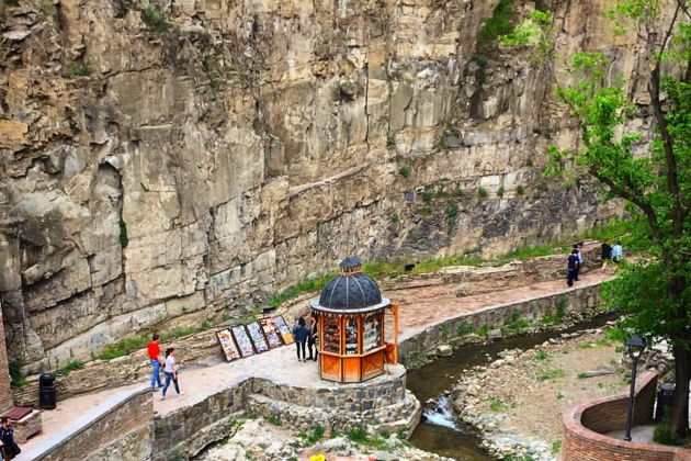 Виды Взгляд по-новому: на катере по Куре — кратко, весело и интересно