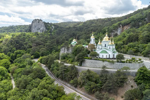 Ночные огни Ялты: обзорная экскурсия с прогулкой на теплоходе — фото 2