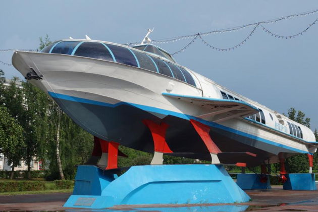 Виды Советский Горький. Автомобиль, самолеты, корабли, паровозы.