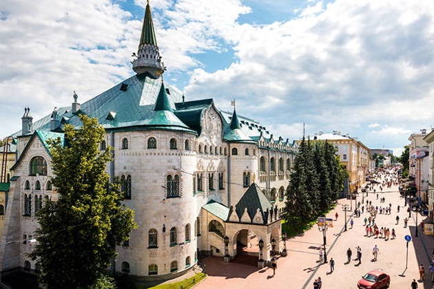 Пешеходная экскурсия по Покровке "Главная улица города"