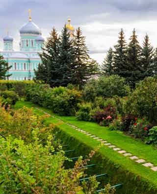 Пройдем по Канавке Богородицы