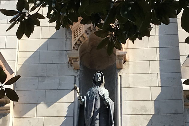 Виды Мифы, загадки и символы Батуми