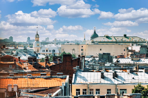 Самая высокая смотровая Петербурга, старинные парадные и дворы-колодцы