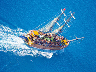 Морская прогулка на пиратском корабле «Барбоса»