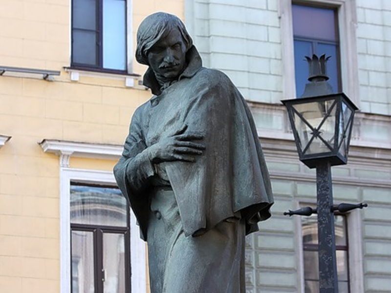 Петербург Гоголя с членом Союза писателей - экскурсия в Санкт-Петербург, Россия