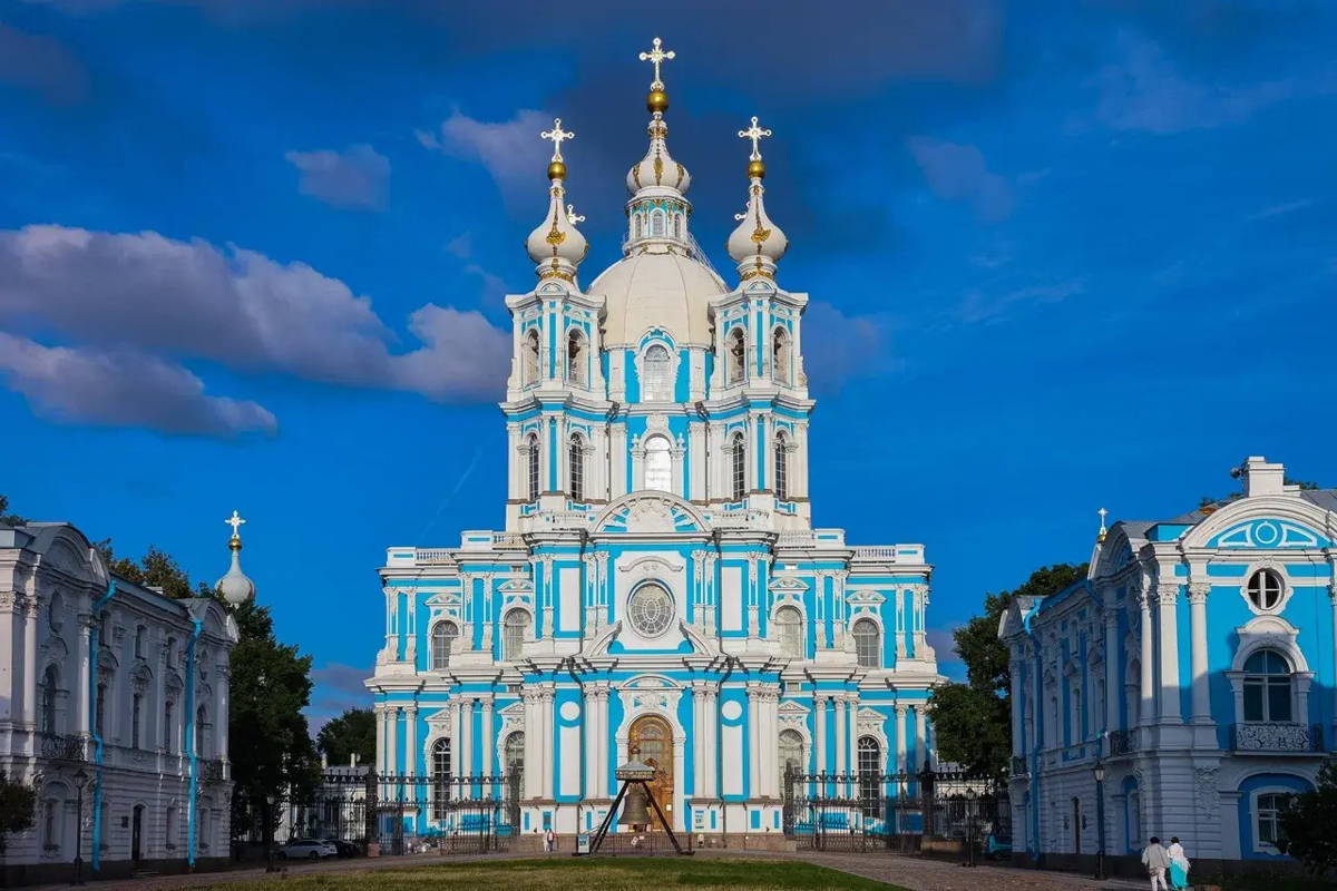 Смольный институт благородных девиц