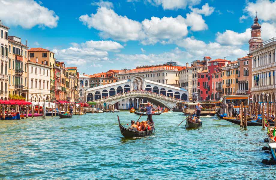 Venice: Gondola Cruise in the Grand Canal - photo 6