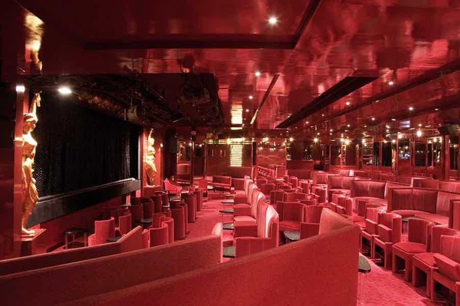 Билеты на шоу в кабаре Moulin Rouge с шампанским  - фото 2