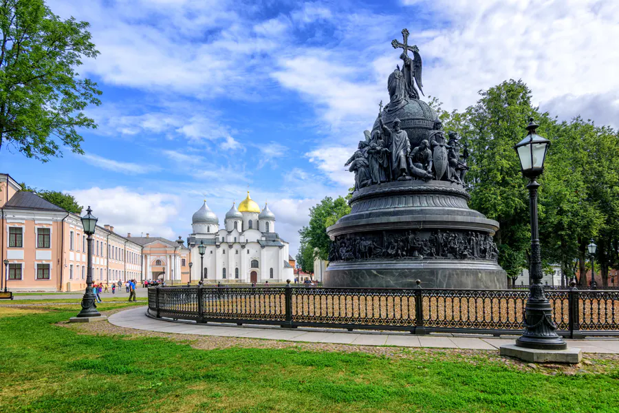 По Великому Новгороду с посещением Кремля и Ярославова дворища — фото 1