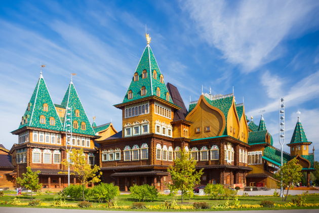 Виды Дворец царя Алексея Михайловича: элегантная дипломатия и зеленоглазые львы